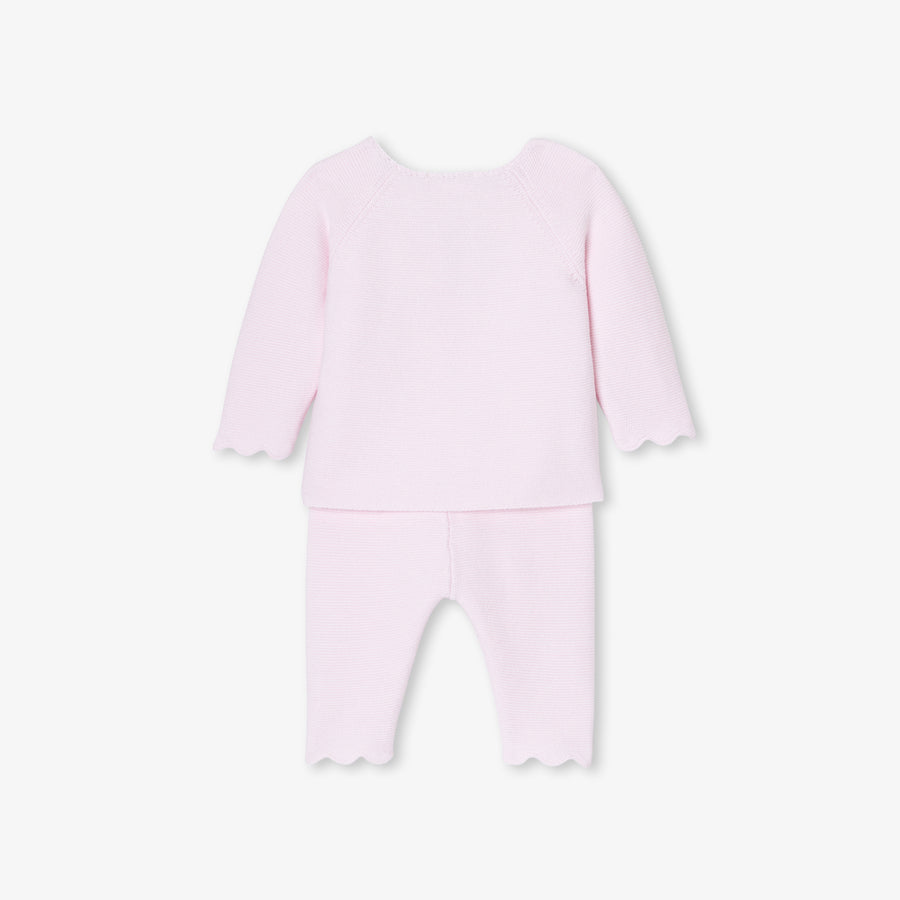 Pleteni komplet z vzorcem garter stitch za dojenčke deklice
