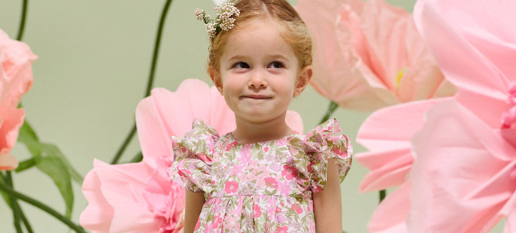 Brezčasen dežni plašč